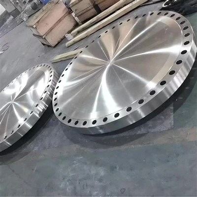 ASME B16.47 A sērijas 26 collu akls atloks, nerūsējošais tērauds 316